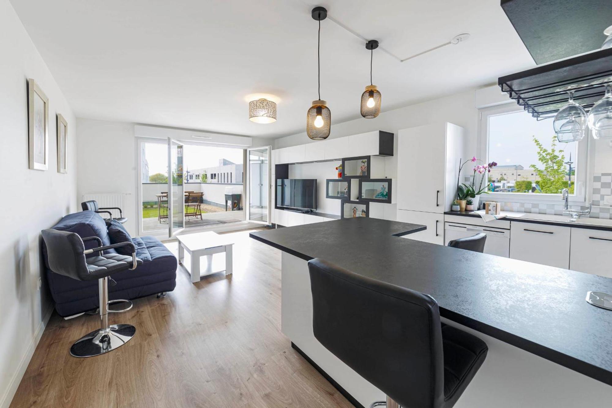 T2 Terrasse -Terra Botanica Et Aquavita Apartment Angers Exterior photo