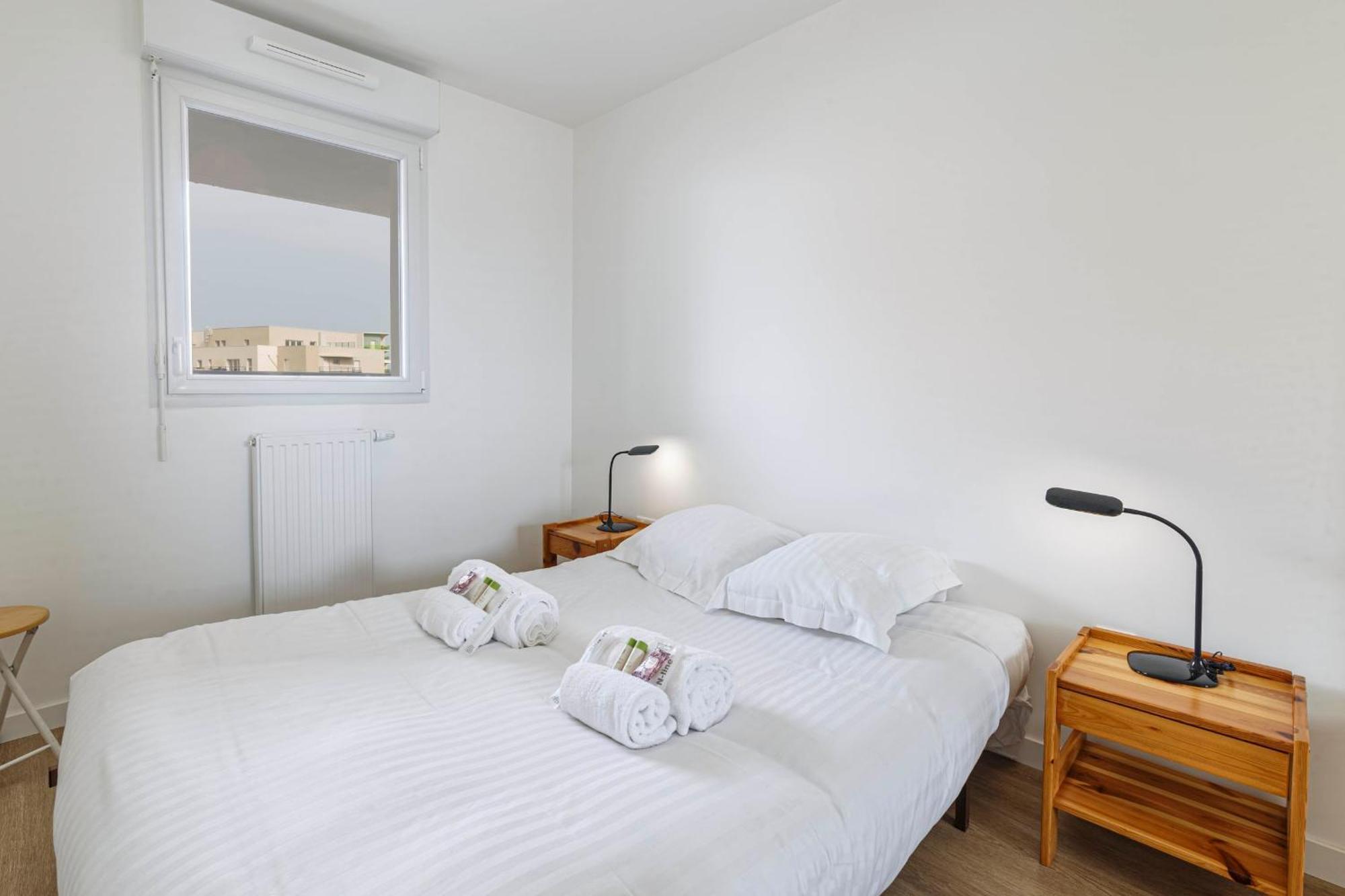 T2 Terrasse -Terra Botanica Et Aquavita Apartment Angers Exterior photo